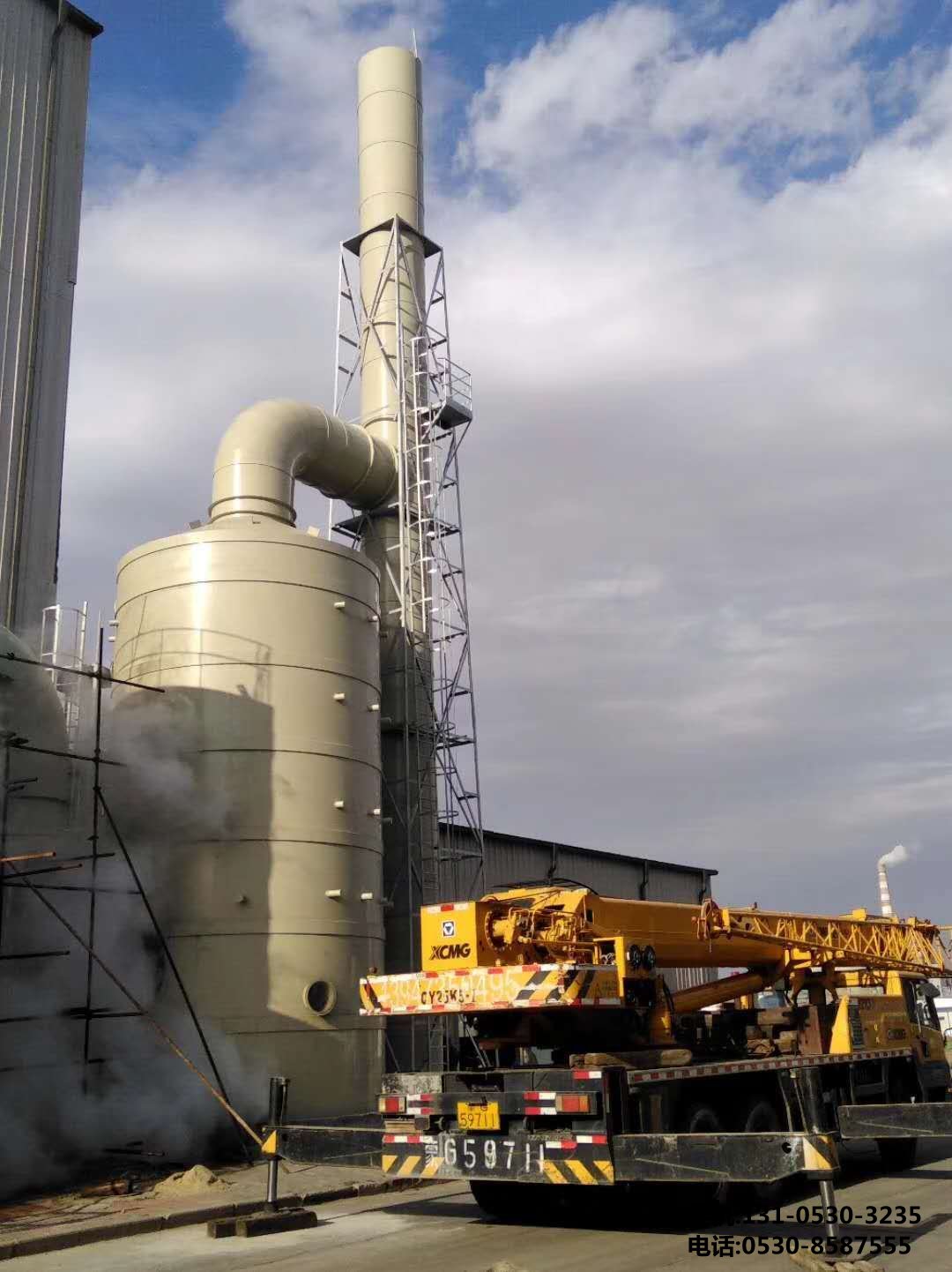 河(he)南(nan)某公(gong)司(si)尾(wei)氣(qi)吸收(shou)墖(ta)