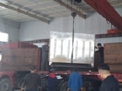 UV光(guang)解淨化(hua)器設備